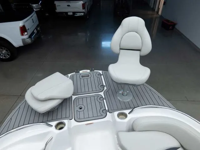 Slide: The Image of Starcraft 221 Deck Boat Sport/Fish 2018 - 9