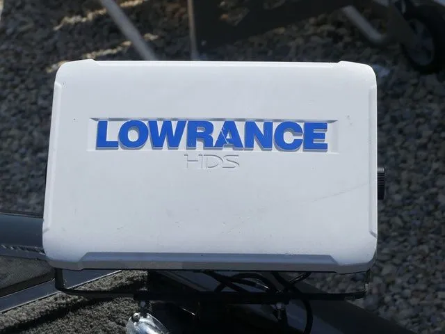 Slide: The Image of Tracker Pro Team 190 TX 2019 - 19