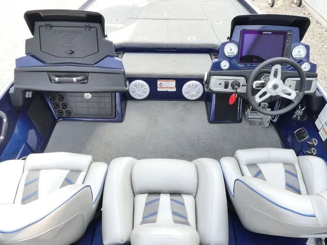 Slide: The Image of Tracker Nitro Z21 2021 - 11