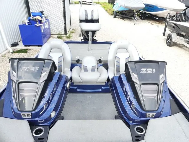 Slide: The Image of Tracker Nitro Z21 2021 - 17