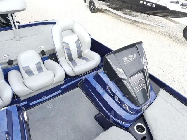 Slide: The Image of Tracker Nitro Z21 2021 - 18