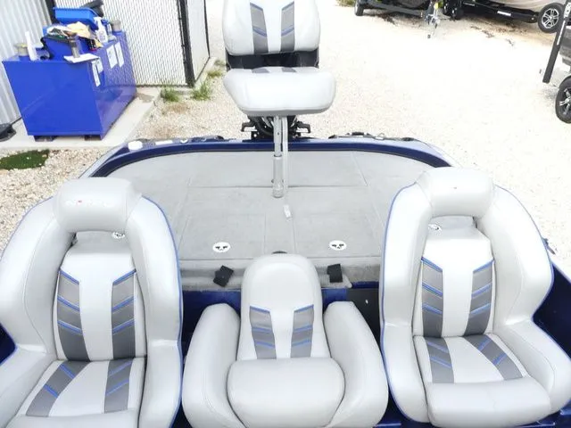 Slide: The Image of Tracker Nitro Z21 2021 - 20