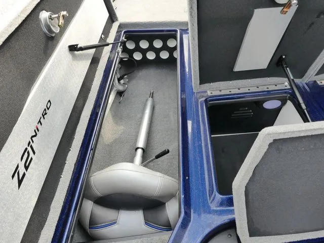 Slide: The Image of Tracker Nitro Z21 2021 - 25