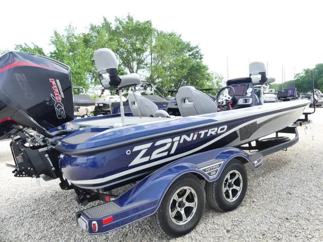 Slide: The Image of Tracker Nitro Z21 2021 - 5