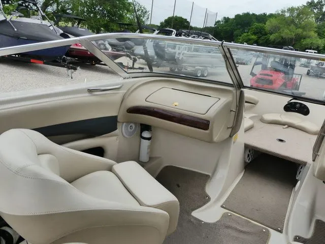 Slide: The Image of Glastron GX205SF 2004 - 13