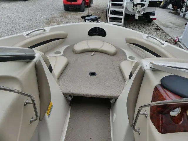 Slide: The Image of Glastron GX205SF 2004 - 14