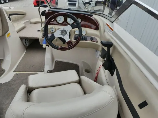 Slide: The Image of Glastron GX205SF 2004 - 21