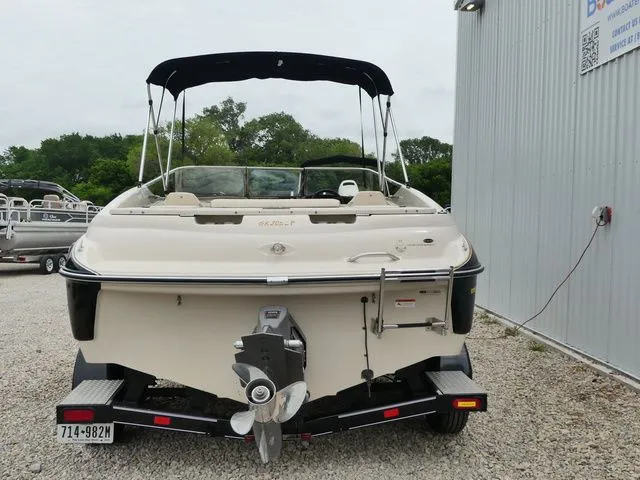 Slide: The Image of Glastron GX205SF 2004 - 4