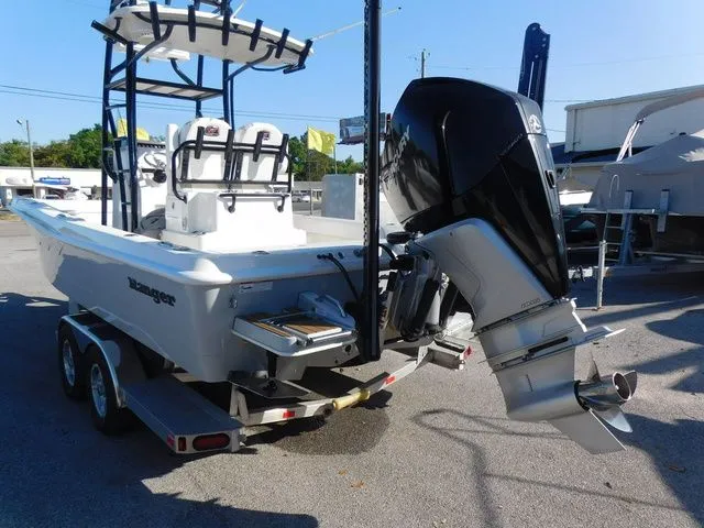 Slide: The Image of Ranger 2510 Bay 2023 - 5