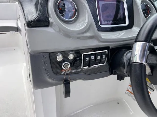 Slide: The Image of Chaparral Vortex 223 VRX 2015 - 24