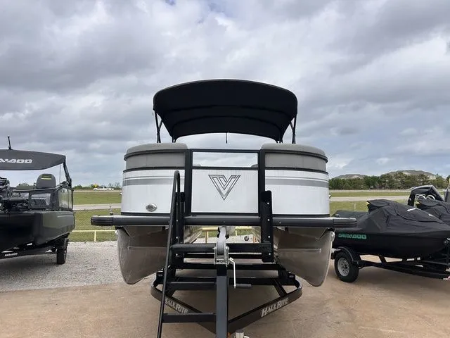 Slide: The Image of Viaggio By Misty Harbor Del Mar U Del20u 2022 - 8