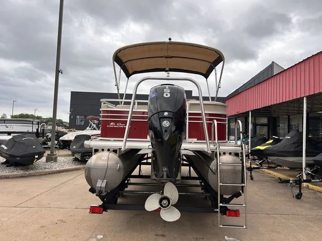 Slide: The Image of Sun Tracker Party Barge 22 DLX 2023 - 6