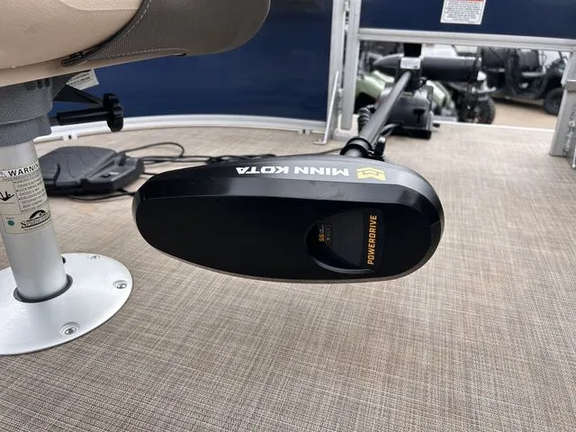 Slide: The Image of Sun Tracker Bass Buggy 16 XL Select 2023 - 17