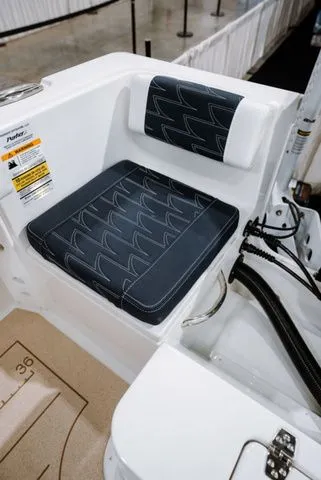 Slide: The Image of Parker Marine 230 Coastal Elite 2026 - 13