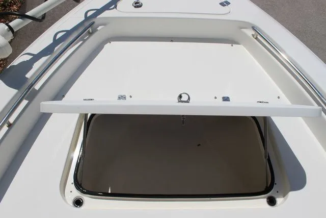 Slide: The Image of Shearwater 250 Carolina 2023 - 12