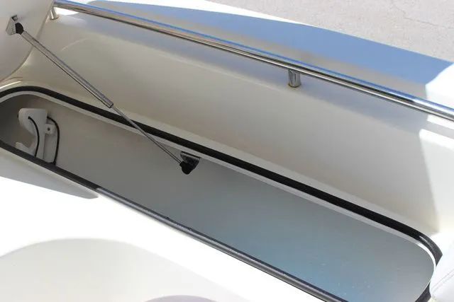 Slide: The Image of Shearwater 250 Carolina 2023 - 36