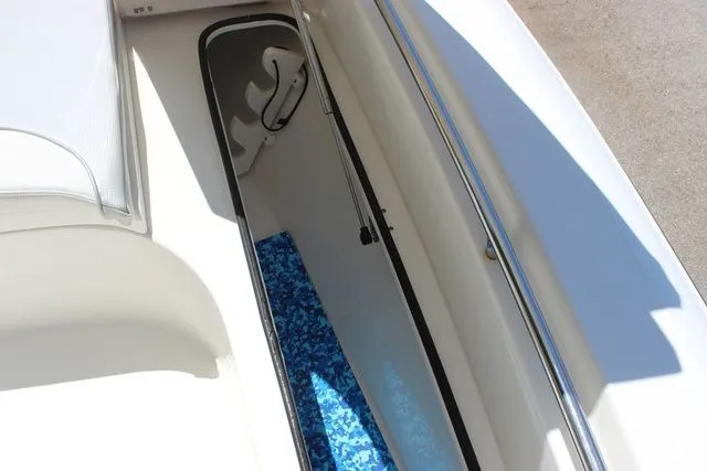 Slide: The Image of Shearwater 250 Carolina 2023 - 42