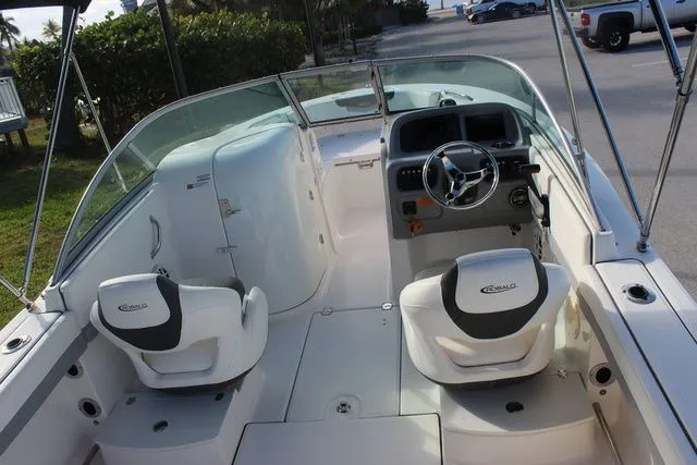 Slide: The Image of Robalo R207 Dual Console 2023 - 12