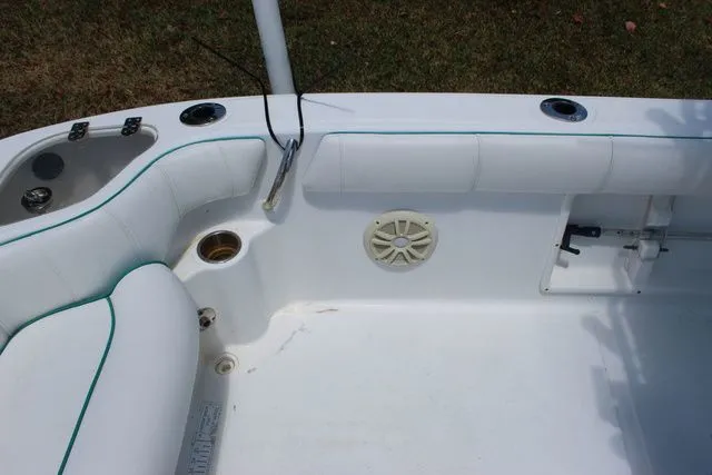Slide: The Image of Interior of a 2018 Glasstream 240 CCX boat with seating area. - 35