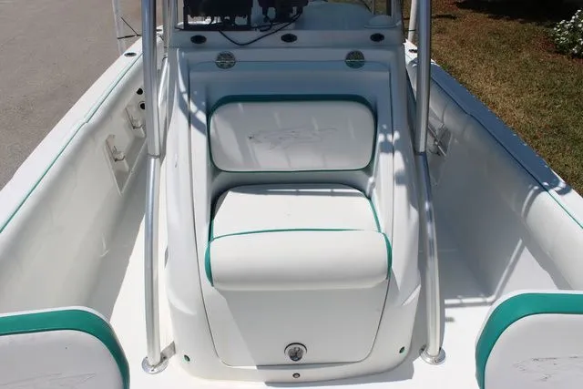 Slide: The Image of Interior view of a 2018 Glasstream 240 CCX boat with white seating. - 8