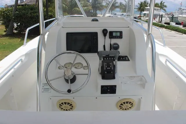 Slide: The Image of Interior view of 2017 Twin Vee OceanCat 260 TE helm. - 16
