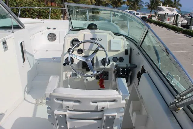 Slide: The Image of Glacier Bay 2640 Renegade 2004 - 20