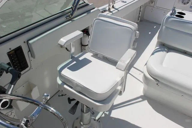 Slide: The Image of Glacier Bay 2640 Renegade 2004 - 43