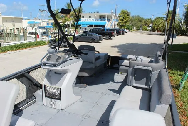 Slide: The Image of Interior of 2023 Sea-Doo Switch Cruise 21, spacious and modern. - 20
