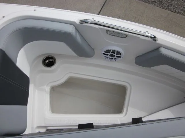 Slide: The Image of Chaparral 21 SSI Sport 2026 - 10