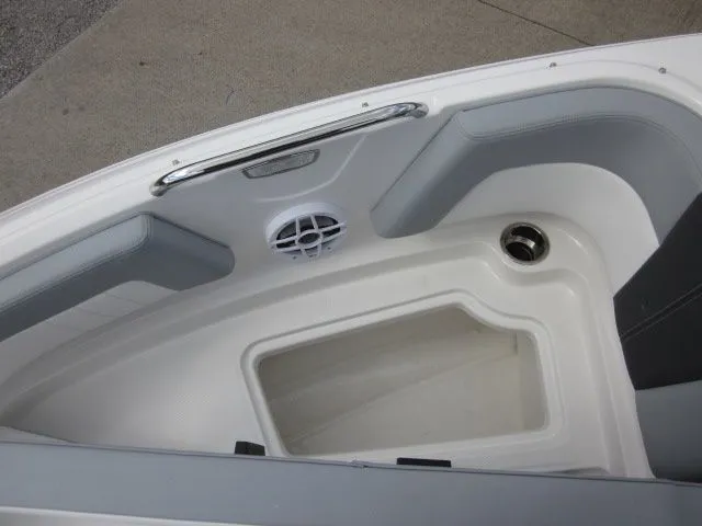 Slide: The Image of Chaparral 21 SSI Sport 2026 - 11