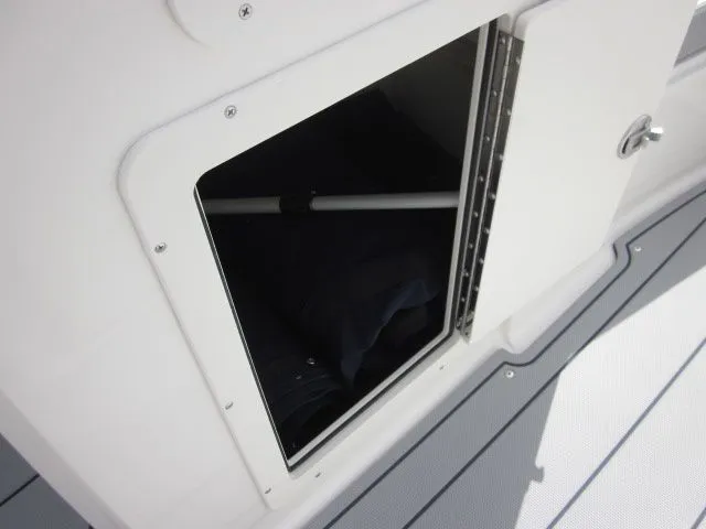 Slide: The Image of Chaparral 21 SSI Sport 2026 - 16