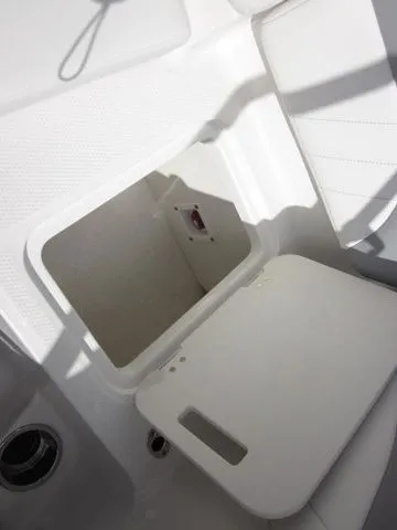 Slide: The Image of Chaparral 21 SSI Sport 2026 - 21