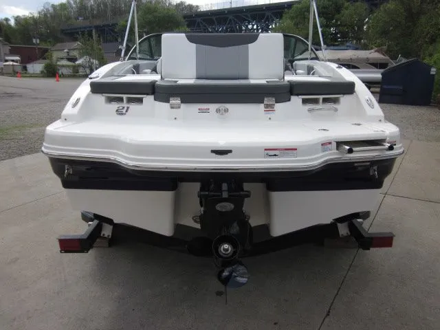 Slide: The Image of Chaparral 21 SSI Sport 2026 - 26