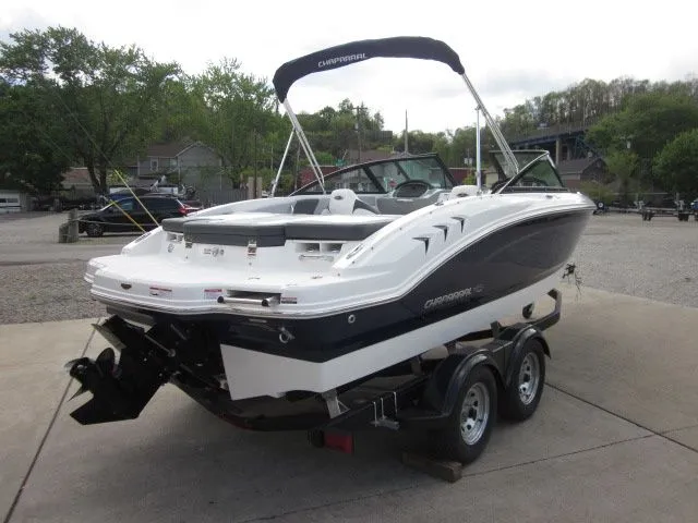 Slide: The Image of Chaparral 21 SSI Sport 2026 - 5