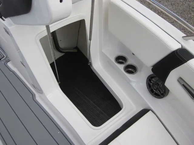 Slide: The Image of Chaparral 247 SSX 2025 - 12