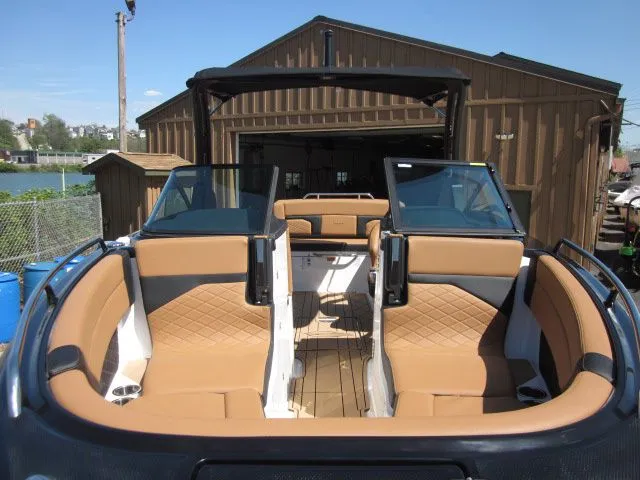 Slide: The Image of Chaparral SSX 6 2026 - 9