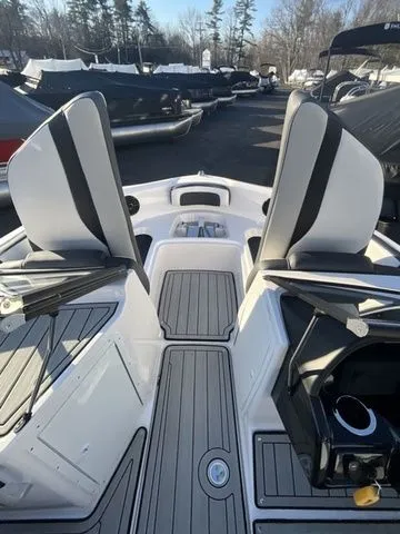 Slide: The Image of Yamaha AR195 2025 - 14