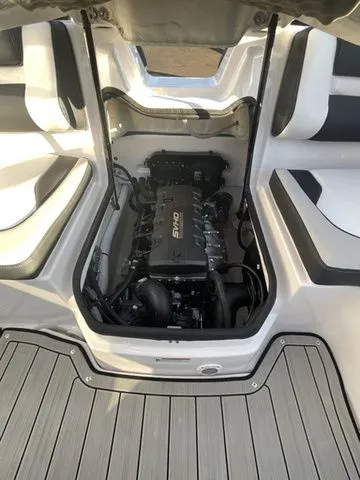 Slide: The Image of Yamaha AR195 2025 - 20