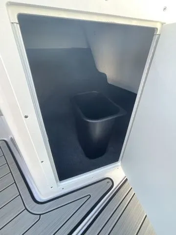 Slide: The Image of Yamaha AR195 2025 - 25