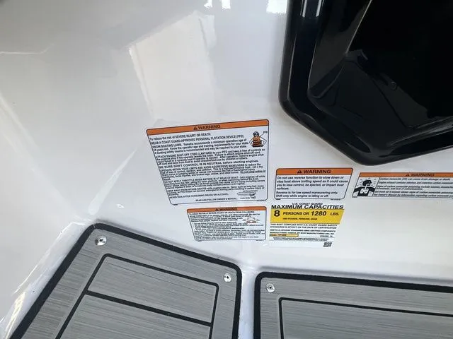 Slide: The Image of Yamaha AR195 2025 - 33