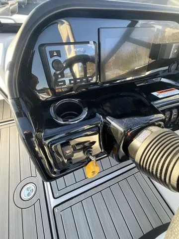 Slide: The Image of Yamaha AR195 2025 - 36