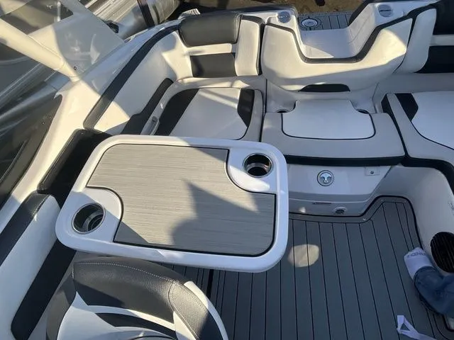 Slide: The Image of Yamaha AR195 2025 - 39