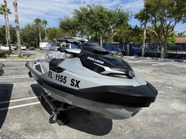 Slide: The Image of Sea-Doo GTX 2021 - 9