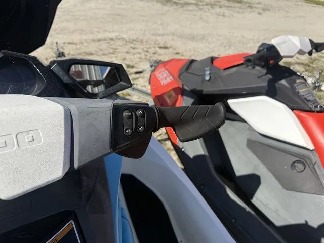 Slide: The Image of Sea-Doo GTI 2016 - 12