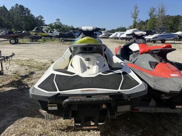 Slide: The Image of Sea-Doo GTI 2016 - 5