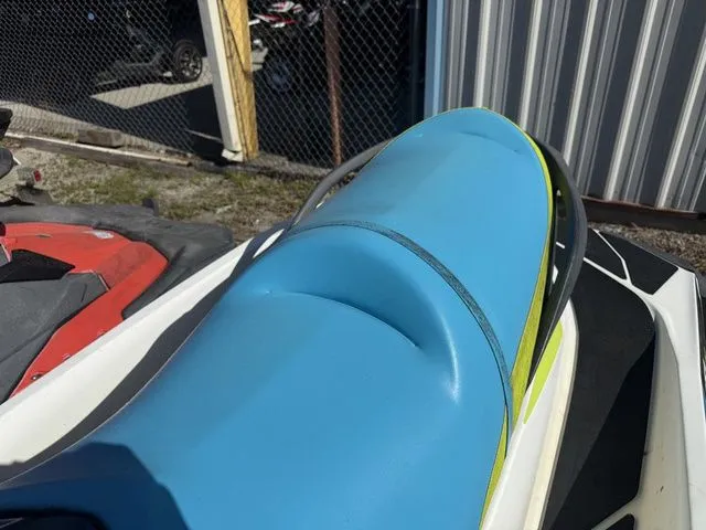 Slide: The Image of Sea-Doo GTI 2016 - 9