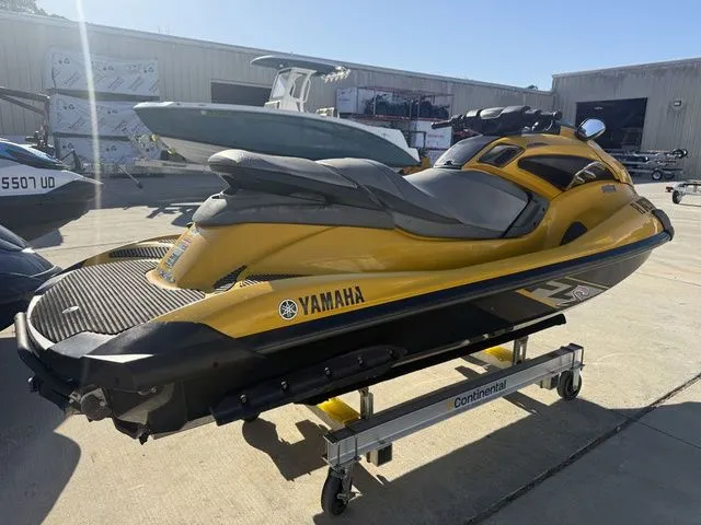 Slide: The Image of Yamaha FZ 2013 - 7