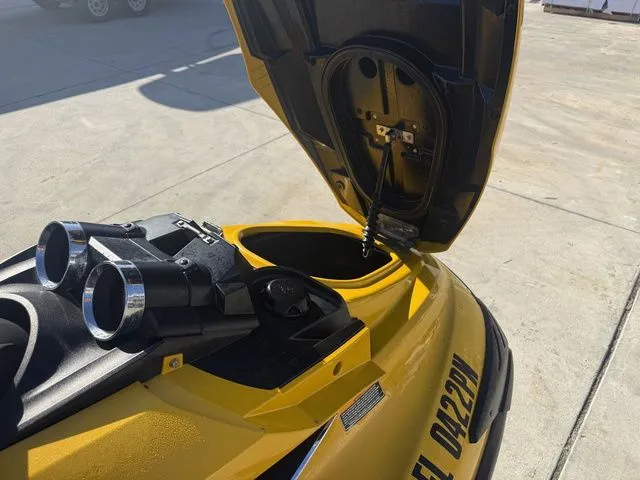 Slide: The Image of Yamaha FZ 2013 - 9