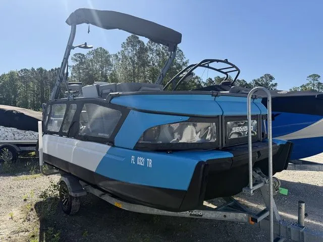 The Image of Sea-Doo Switch Cruise 18 2023 - 1