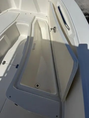 Slide: The Image of Striper 220 CC 2014 - 5